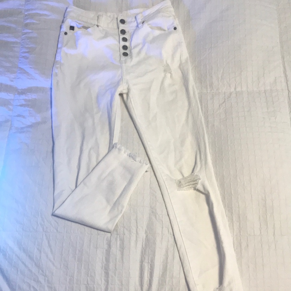 Cute white skinny jeans never worn